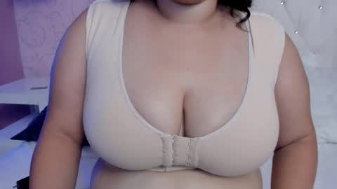 Snapshot of mahlakhalifa chatting on May 2026 09:31:01 PM mahlakhalifa online show from May 2026 09:31:01 PM