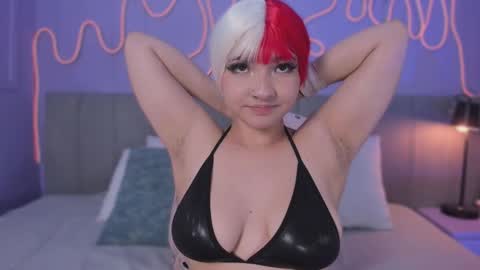 Mai online show from October 2025 12:07:02 AM