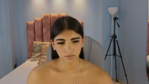 Snapshot of maiaa_ruiz chatting on May 2026 02:30:01 AM Maiaa Ruiz online show from May 2026 02:30:01 AM