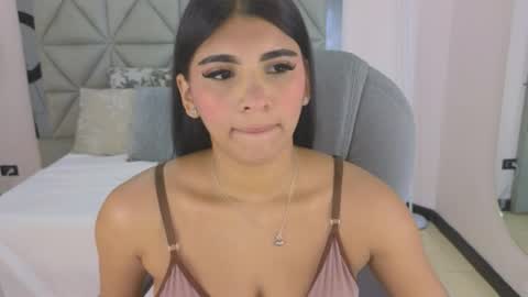 Snapshot of maiaa_ruiz chatting on May 2026 01:27:02 PM Maiaa Ruiz online show from May 2026 01:27:02 PM