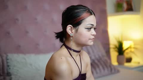  Maia  online show from February 2026 08:56:02 PM