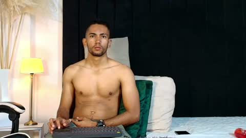 Snapshot of maicolparker0 chatting on June 2026 02:41:02 PM maicolparker0 online show from June 2026 02:41:02 PM