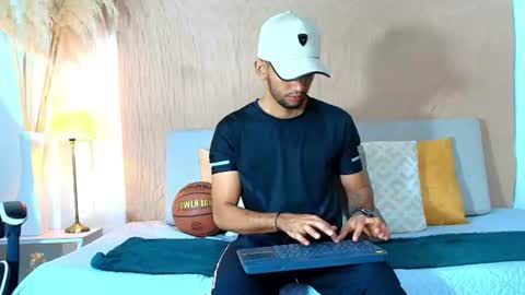 Snapshot of maicolparker0 chatting on July 2026 12:15:02 PM maicolparker0 online show from July 2026 12:15:02 PM