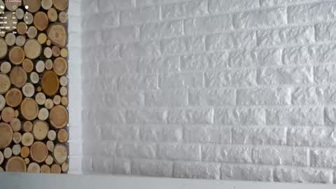 Lucy online show from January 2026 02:14:01 AM