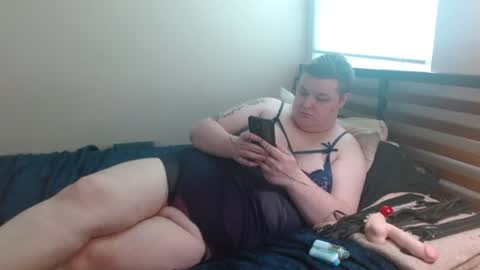 Alyx online show from June 2026 08:03:01 PM
