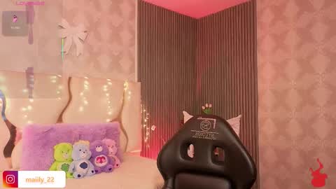 maiily_tay online show from February 2026 11:49:01 AM