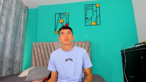 Maikol online show from April 2026 01:06:02 PM