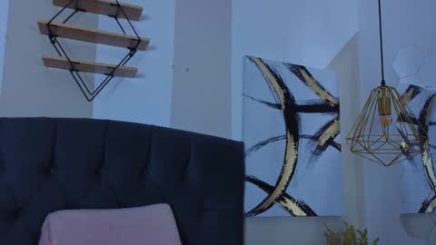 Mailin online show from September 2025 10:32:01 PM