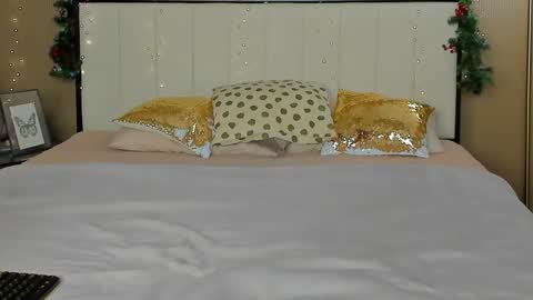 Snapshot of mailymilf chatting on January 2025 04:25:02 PM Sofi online show from January 2025 04:25:02 PM