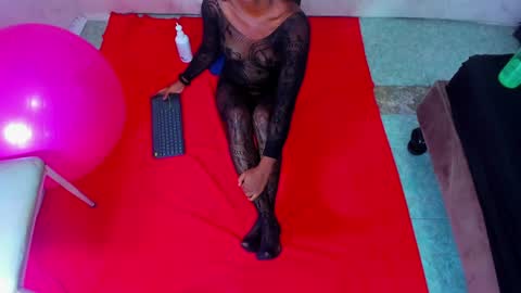 Snapshot of mailyn_er chatting on January 2025 08:31:02 PM Mailyn online show from January 2025 08:31:02 PM