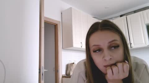 Snapshot of mairytriss chatting on July 2026 07:59:01 AM Alice online show from July 2026 07:59:01 AM