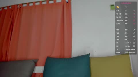 Snapshot of maison_sofiaa chatting on January 2025 05:25:02 AM online show from January 2025 05:25:02 AM