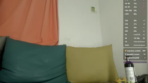 Snapshot of maison_sofiaa chatting on February 2025 08:58:02 AM online show from February 2025 08:58:02 AM