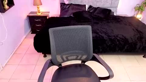 MAITE STONE1 online show from September 2025 03:55:02 AM