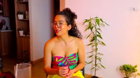   Lauu online show from March 2026 11:28:02 PM