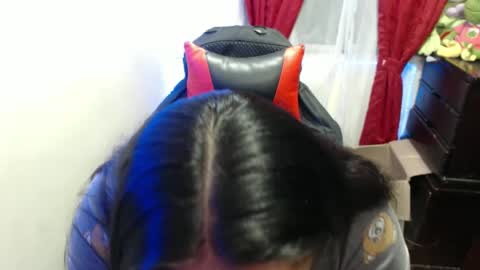 Snapshot of maitte_22 chatting on January 2025 04:38:01 AM Hello friends Im on another account online show from January 2025 04:38:01 AM