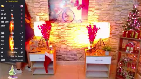 Makarena  online show from December 2025 10:13:01 AM