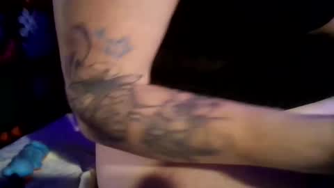 Snapshot of make_me_cum_69x chatting on February 2025 07:03:01 PM make_me_cum_69x online show from February 2025 07:03:01 PM