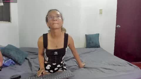 Shawna  Tom online show from July 2026 01:26:01 PM