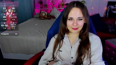 Makima online show from February 2025 06:32:02 PM