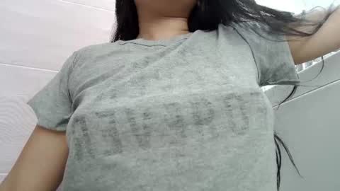 Snapshot of makulato chatting on June 2026 01:56:02 PM Maya online show from June 2026 01:56:02 PM