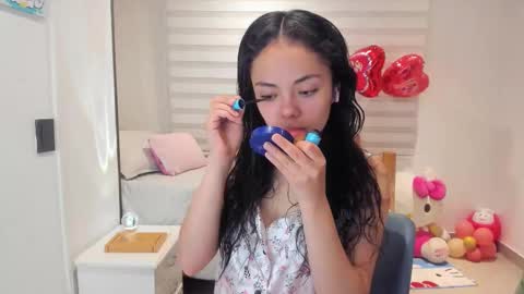 Mal Norma online show from December 2025 02:17:02 AM