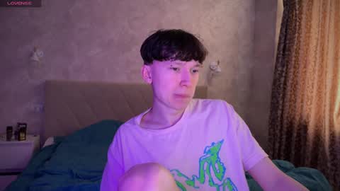 Snapshot of malcolm_yang chatting on March 2025 07:53:01 AM Tom and Mark 3 online show from March 2025 07:53:01 AM