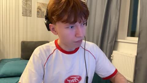 Snapshot of malcolm_yang chatting on November 2025 04:09:01 PM Tom and Mark 3 online show from November 2025 04:09:01 PM