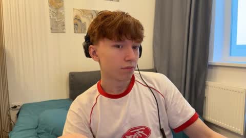 Snapshot of malcolm_yang chatting on November 2025 11:46:02 AM Tom and Mark 3 online show from November 2025 11:46:02 AM