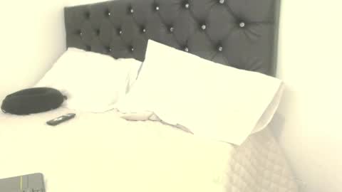 Malcom online show from February 2025 02:15:02 AM