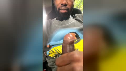 Snapshot of malcompierce chatting on May 2026 03:05:02 PM Malcom online show from May 2026 03:05:02 PM