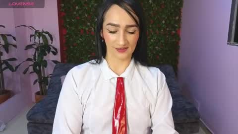 malen_fitnessmilf online show from April 2026 08:33:01 PM