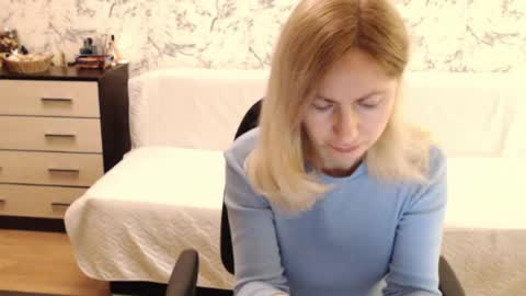 Snapshot of malenamila chatting on May 2026 06:54:02 AM Malena online show from May 2026 06:54:02 AM