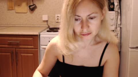 Snapshot of malenamila chatting on June 2026 09:31:02 PM Malena online show from June 2026 09:31:02 PM