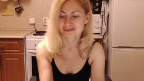 Snapshot of malenamila chatting on June 2026 09:41:02 PM Malena online show from June 2026 09:41:02 PM