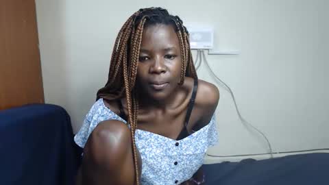 lati online show from November 2025 01:30:02 AM