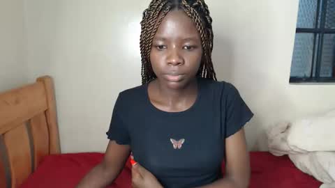 Snapshot of malia_latifa chatting on February 2026 03:19:02 PM lati online show from February 2026 03:19:02 PM