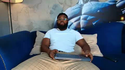 The King Malik online show from October 2025 02:05:02 PM