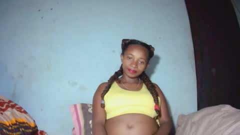 malinah01 online show from September 2025 06:43:02 PM