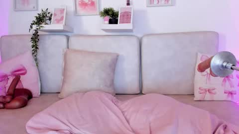 Malka online show from October 2025 09:25:02 PM