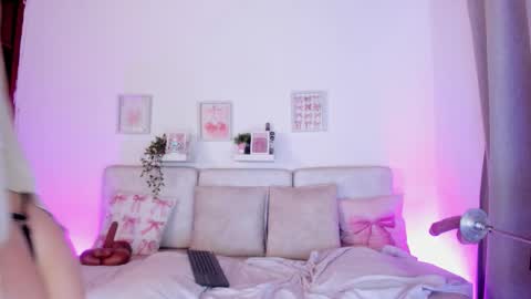 Malka online show from December 2025 07:10:01 PM