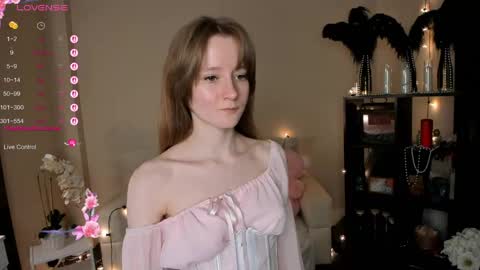 Lilit online show from April 2026 03:26:02 PM