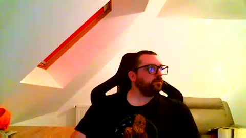 breton online show from December 2024 07:27:02 PM