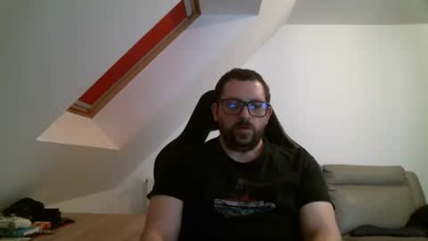 breton online show from April 2026 06:57:01 PM