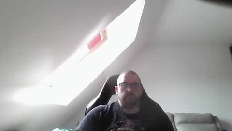 breton online show from April 2026 10:06:01 AM