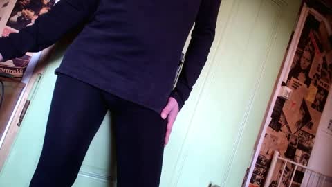 Anamalenka online show from November 2025 08:52:02 AM