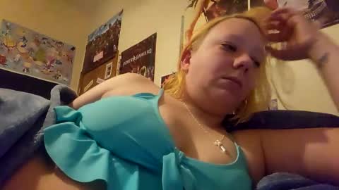 mama_1020 online show from February 2025 09:10:01 AM