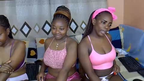 mama_pussie online show from February 2026 01:43:02 AM