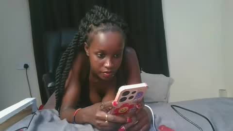 mamaa online show from March 2025 07:28:02 PM