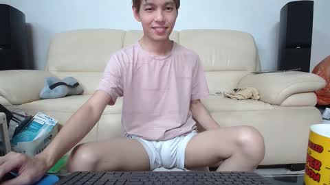 Snapshot of mamagaga19 chatting on June 2026 10:51:02 AM Andrew Ooi online show from June 2026 10:51:02 AM